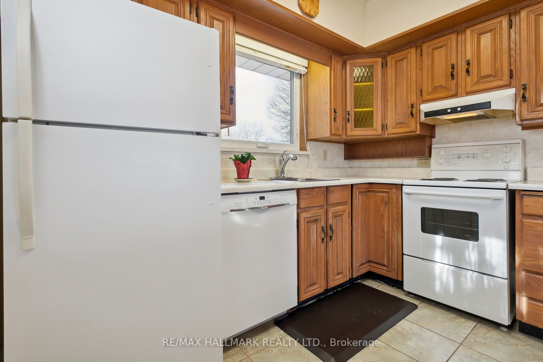 272 Renforth Drive