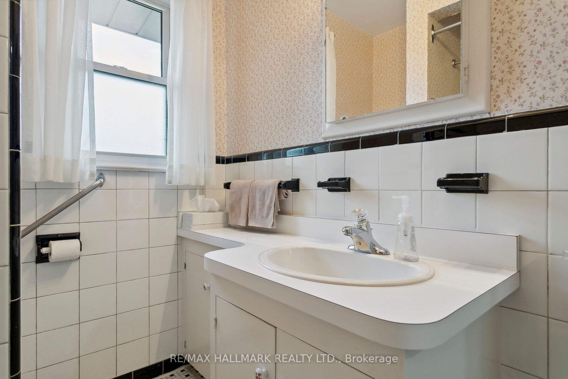 272 Renforth Drive