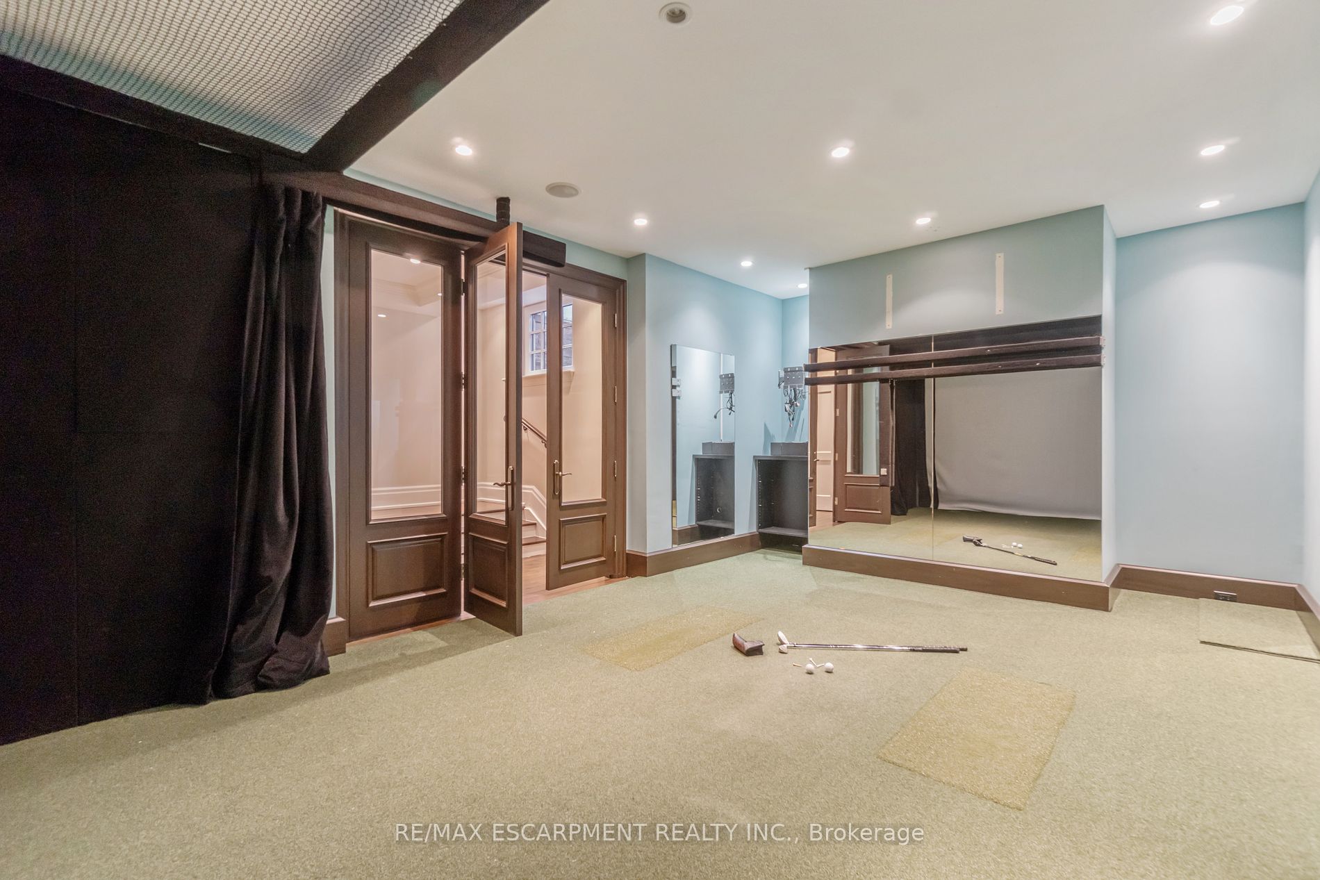 1476 Carmen Drive