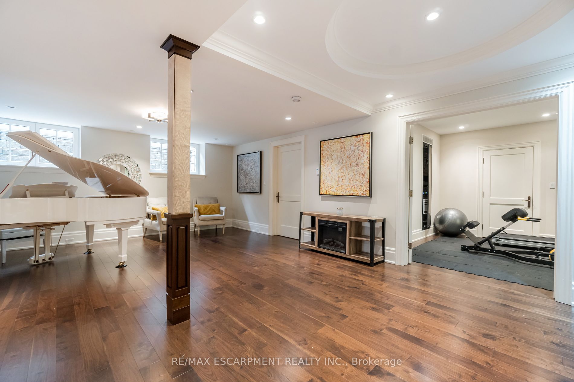 1476 Carmen Drive
