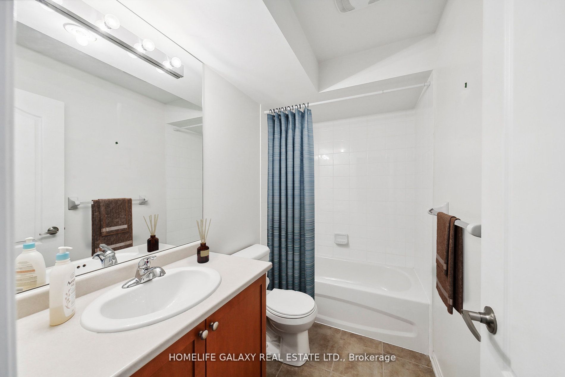 3100 Boxford Crescent, #6