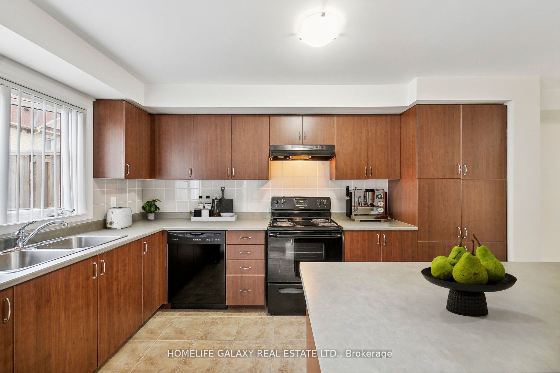 3100 Boxford Crescent, #6