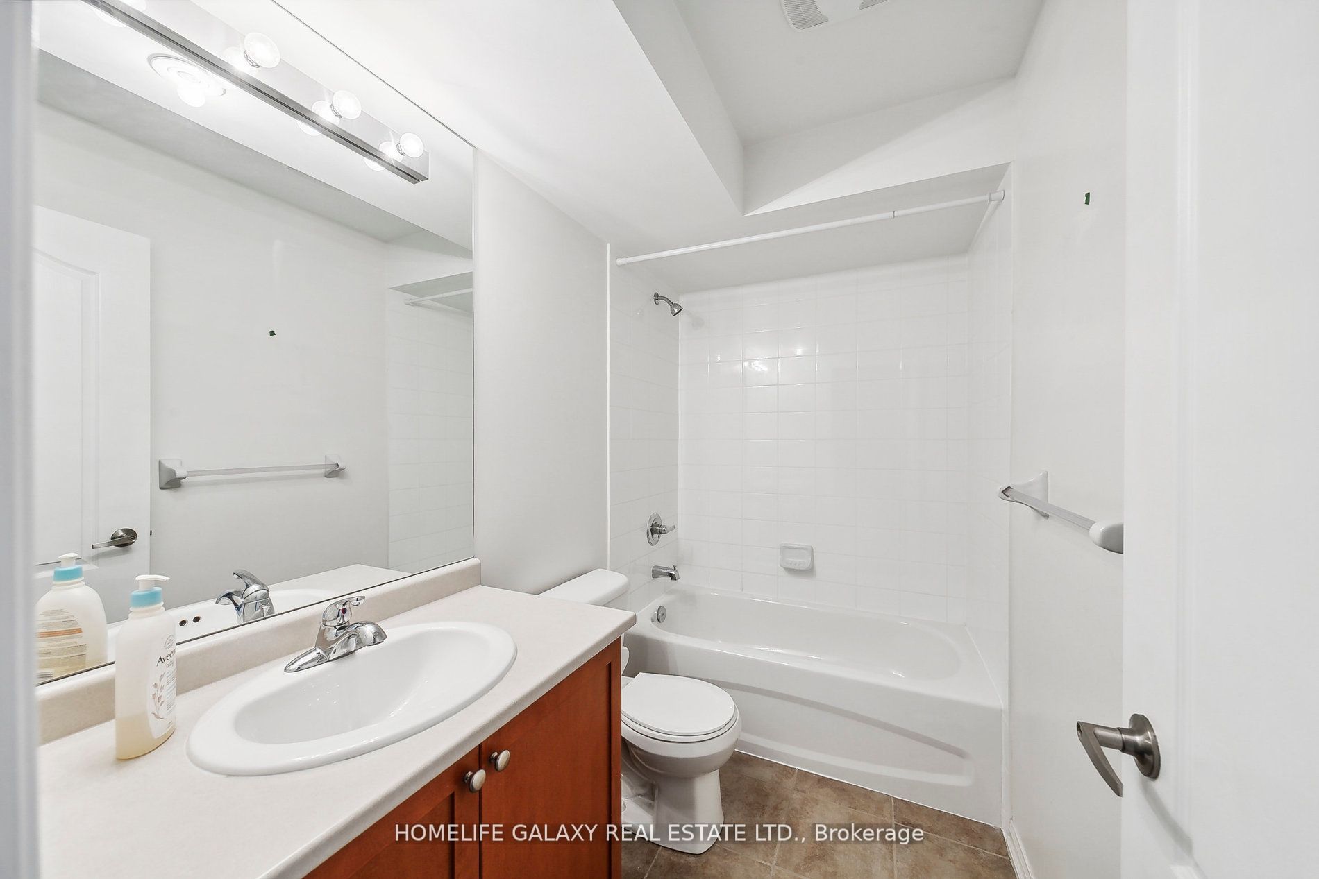 3100 Boxford Crescent, #6