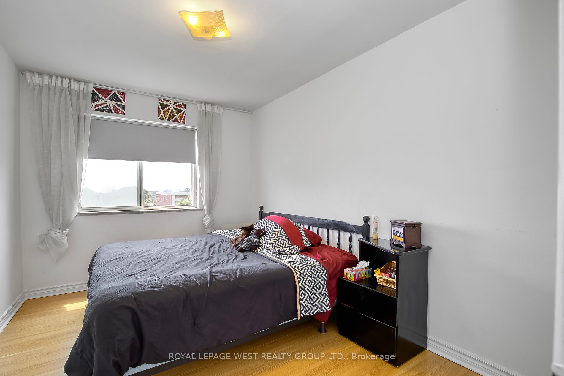 785 Browns Line, #604
