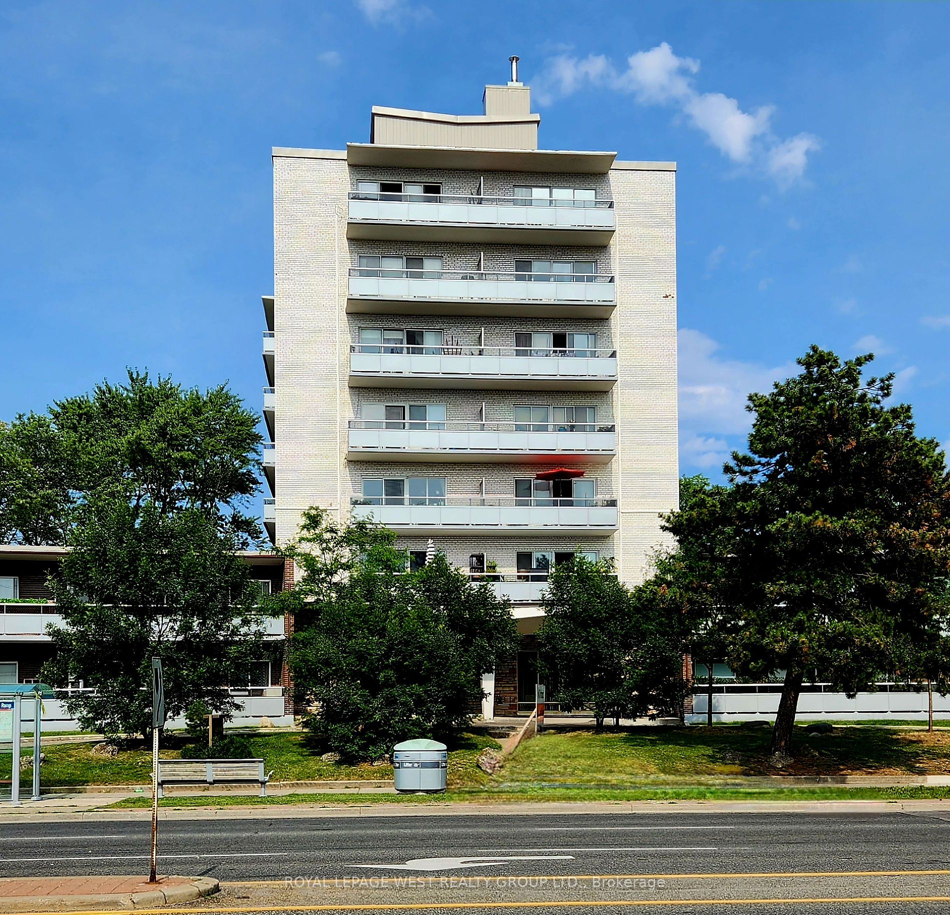 785 Browns Line, #604