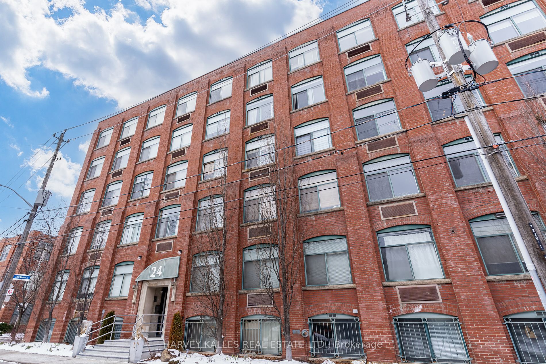 24 Noble Street #304