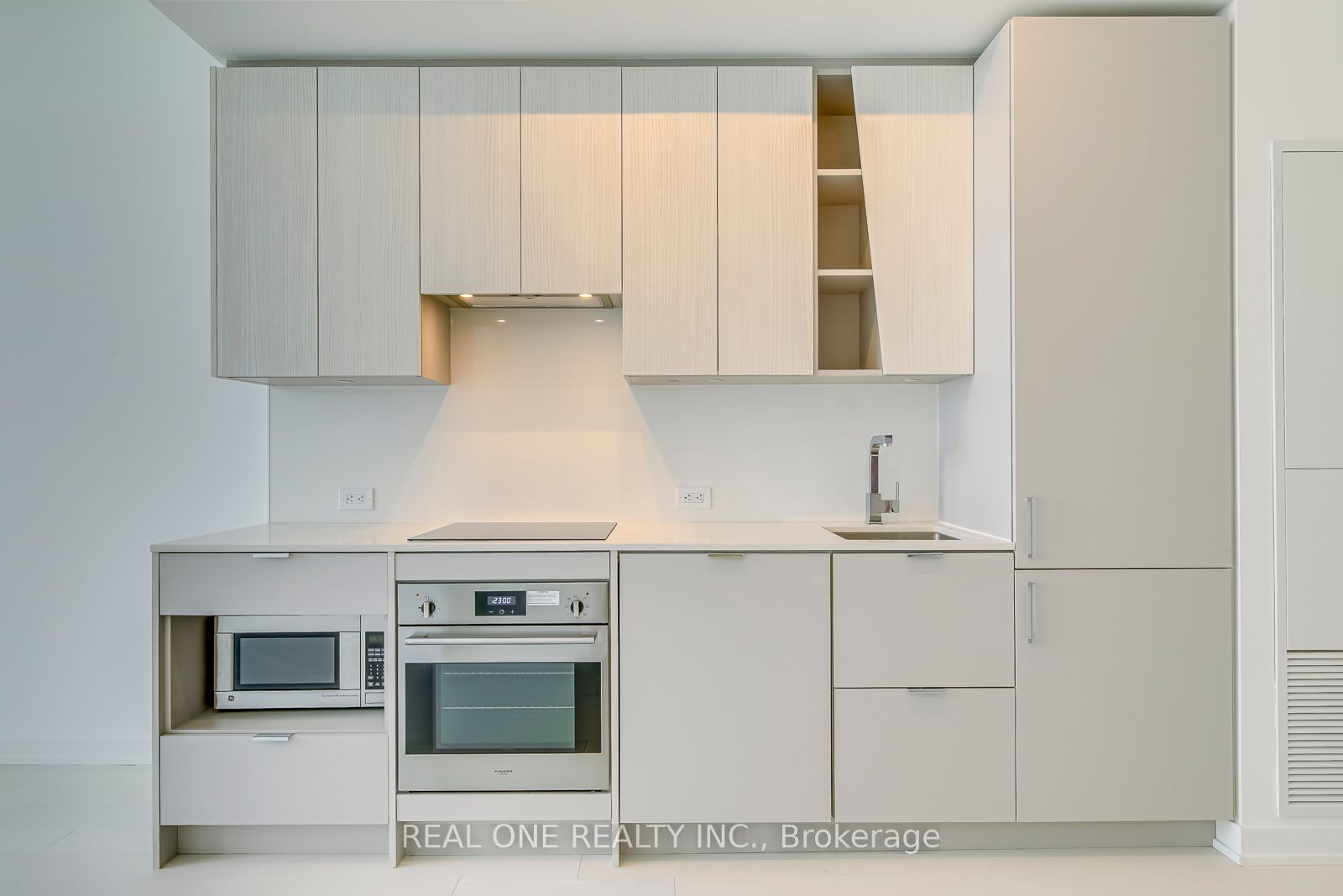 3883 Quartz Road, #6009