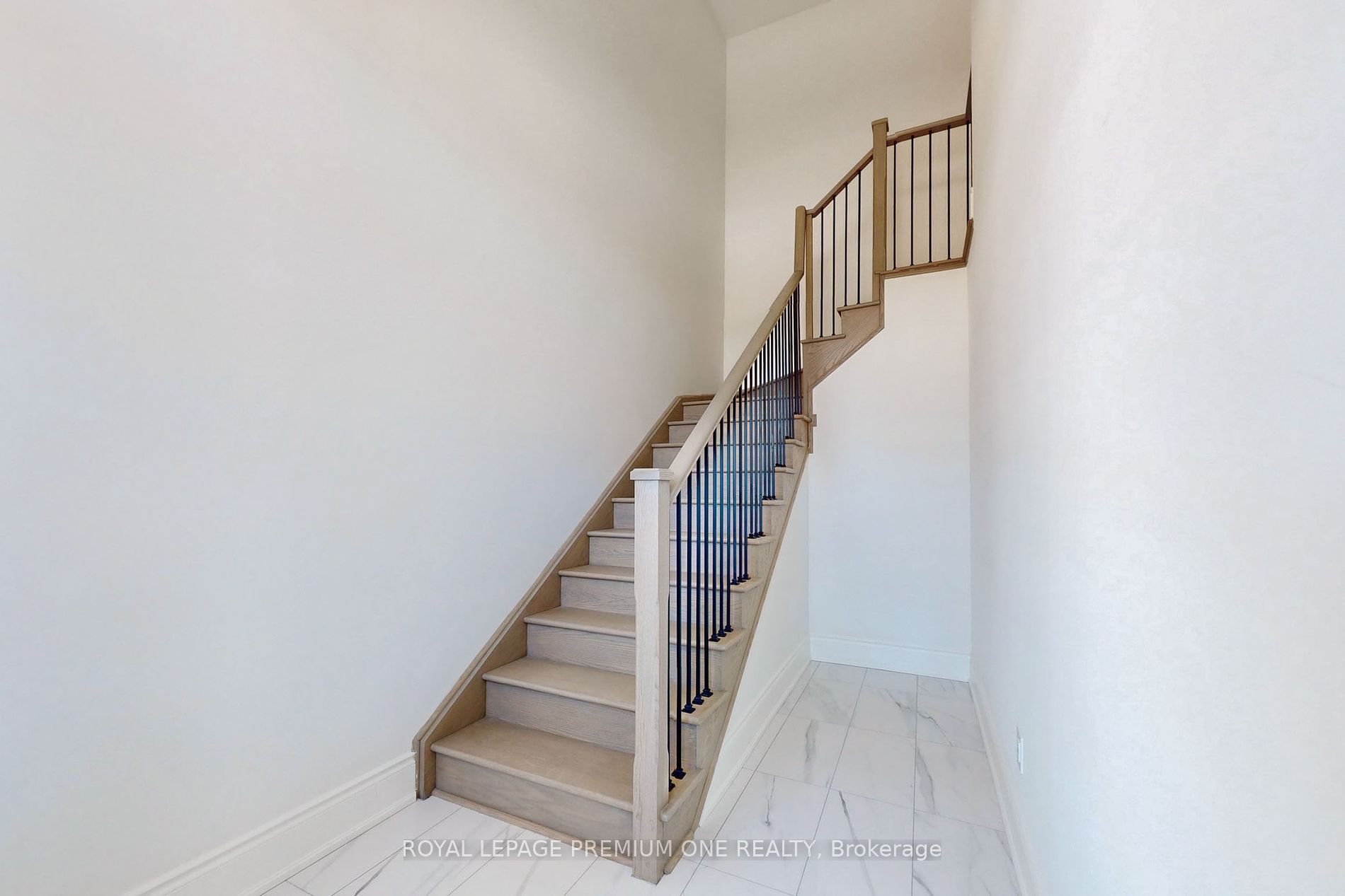 44 James Walker Ave