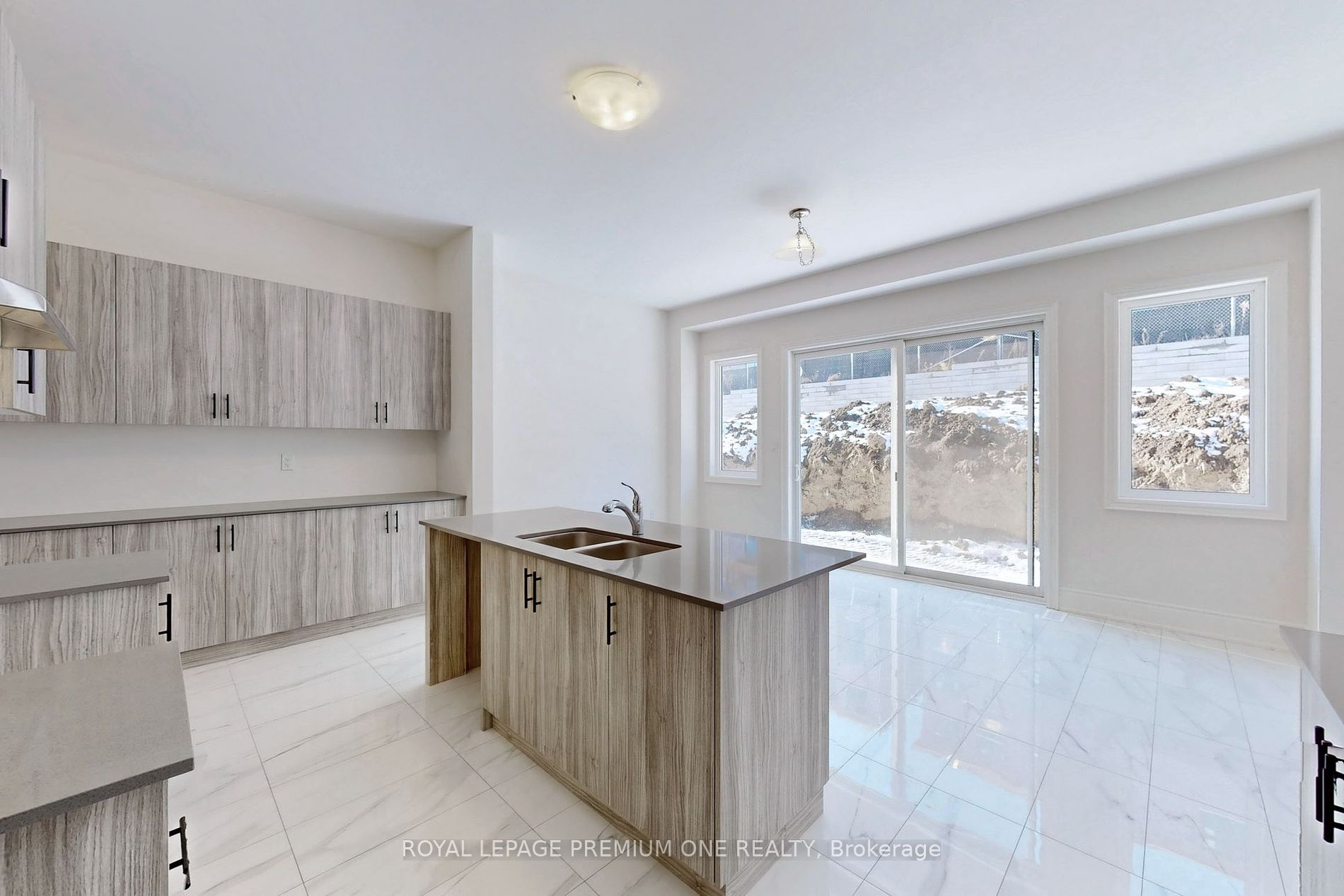 44 James Walker Ave
