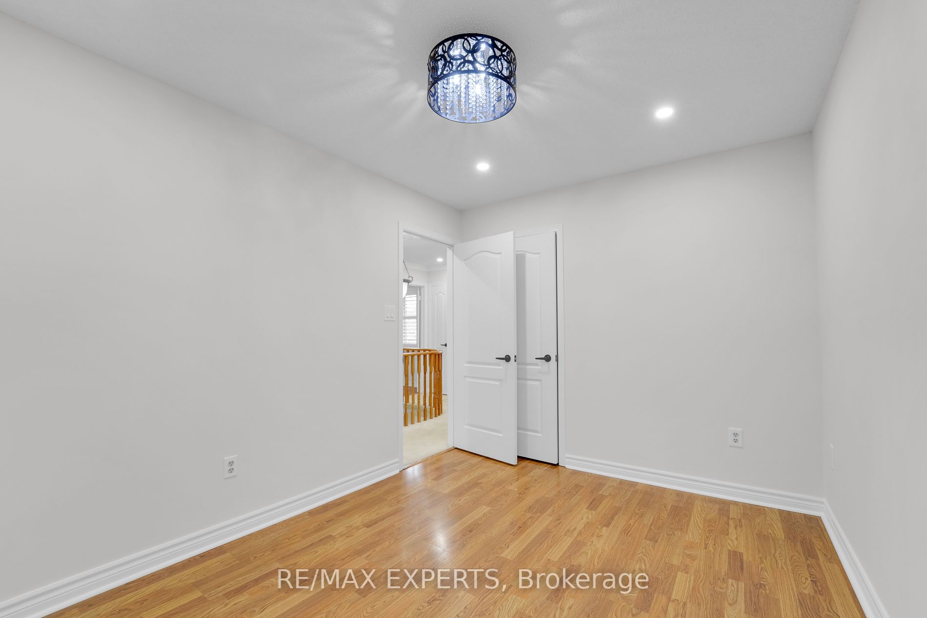 15338 Argyll Road
