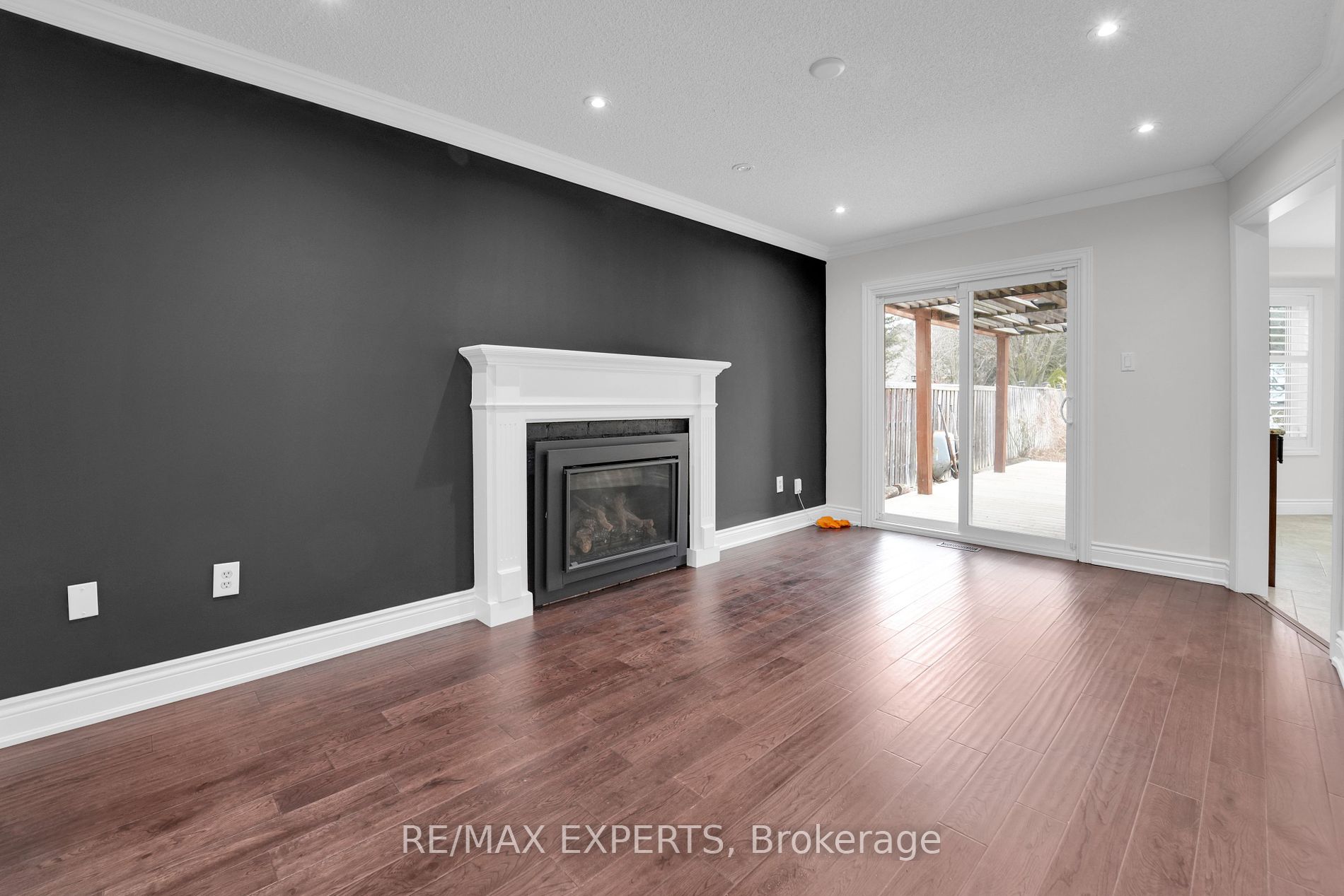 15338 Argyll Road
