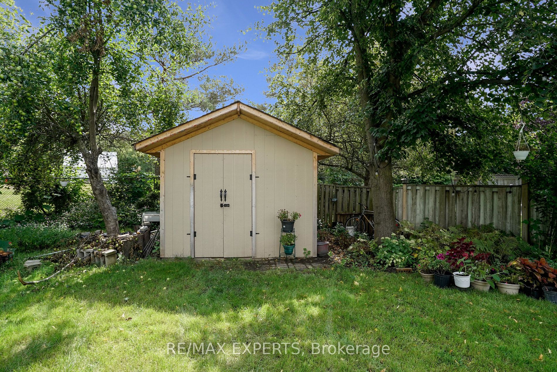 15338 Argyll Road