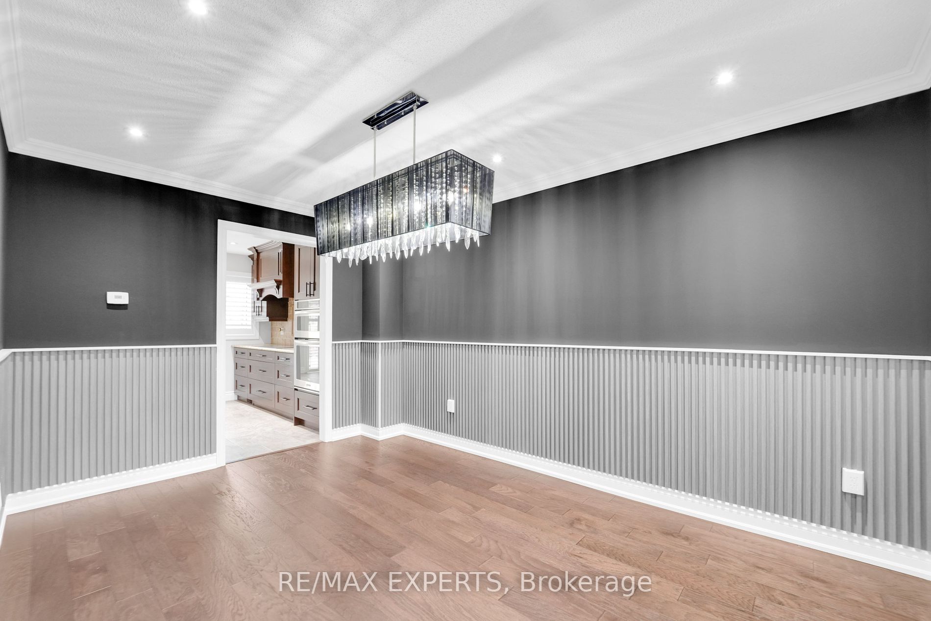 15338 Argyll Road