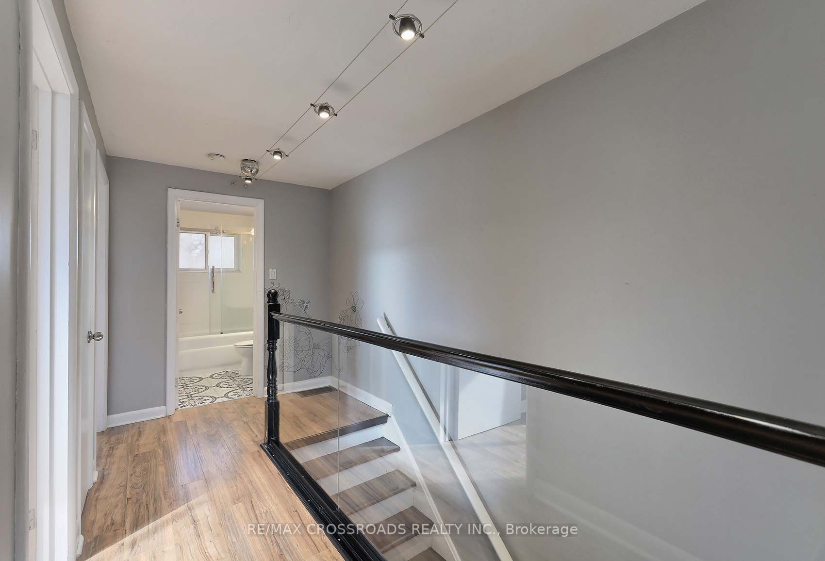 2371 Barclay Rd