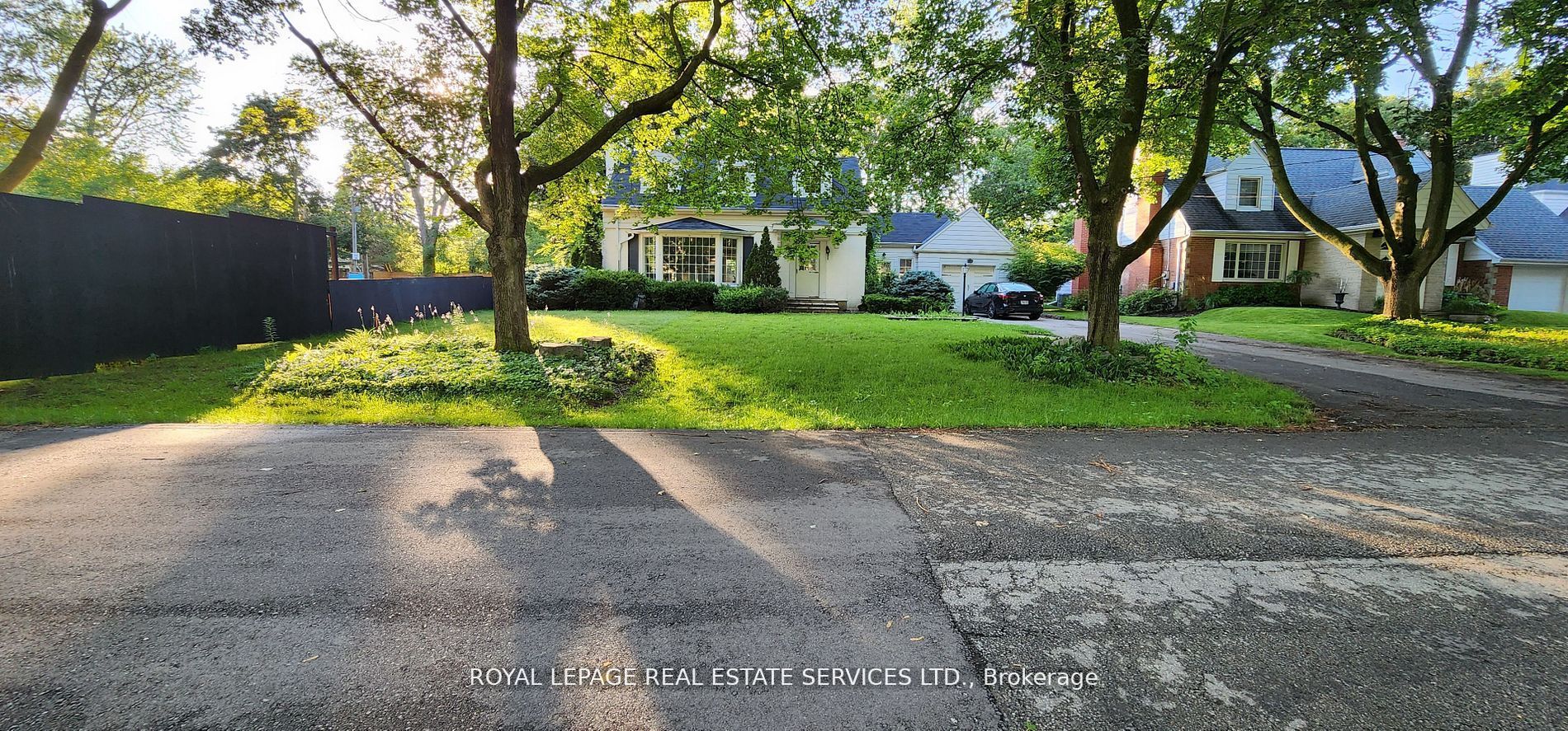 1073 Cedar Grove Blvd