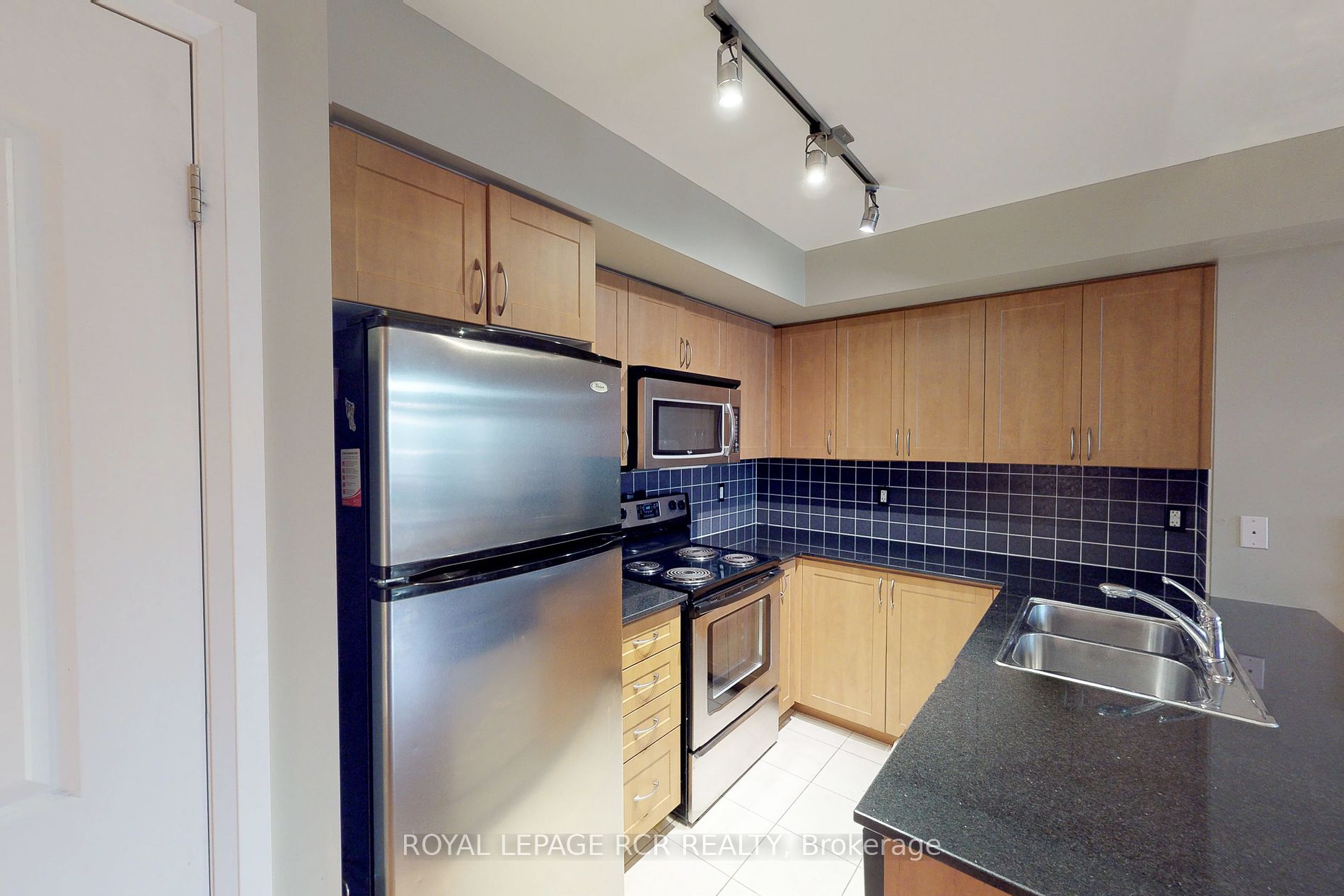 1060 Sheppard Ave W, #1401