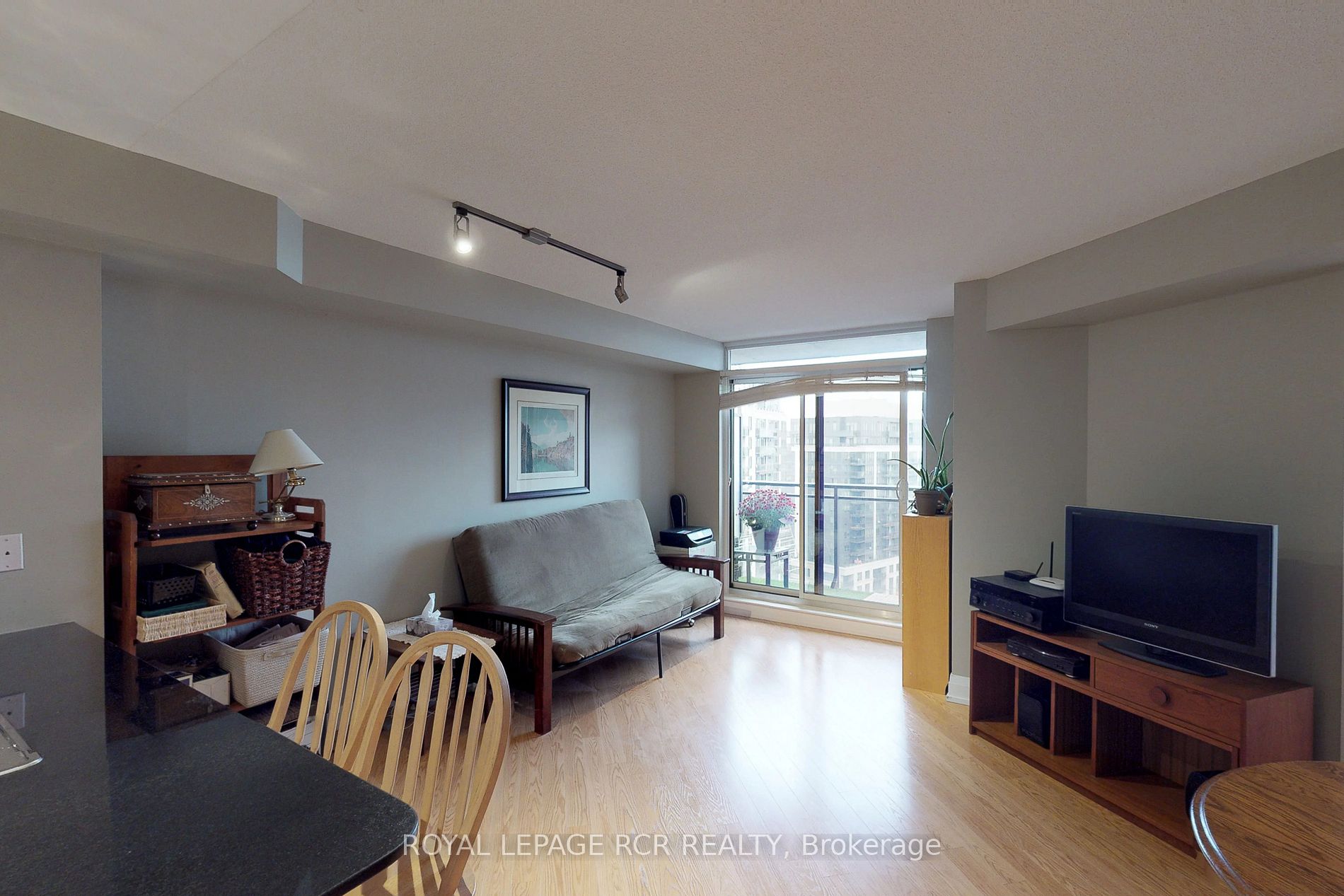 1060 Sheppard Ave W, #1401