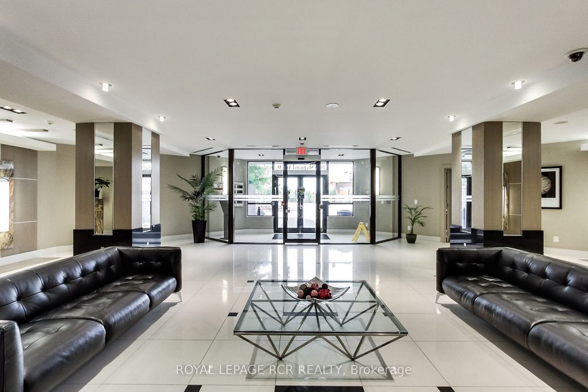 1060 Sheppard Ave W, #1401