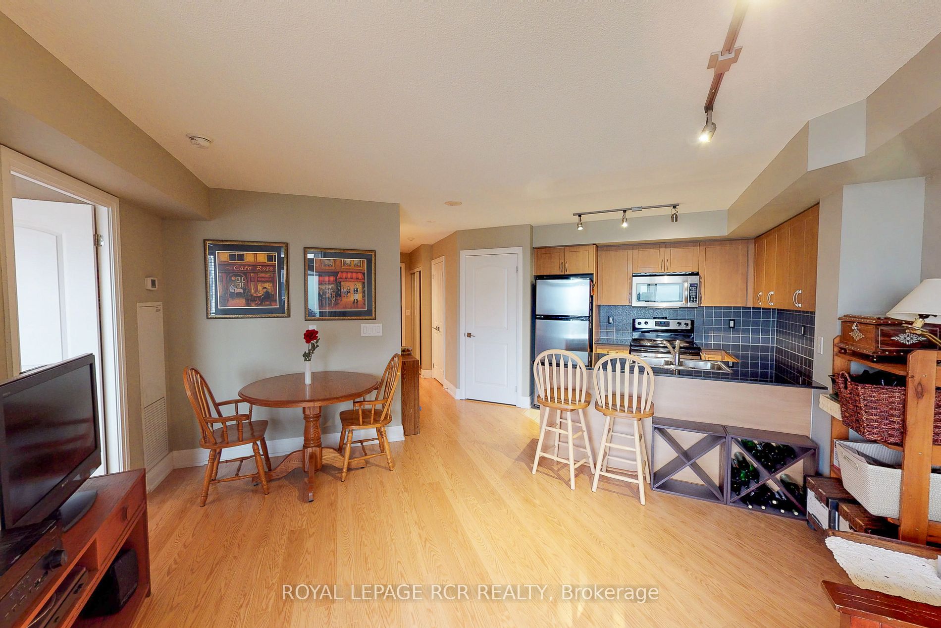1060 Sheppard Ave W, #1401