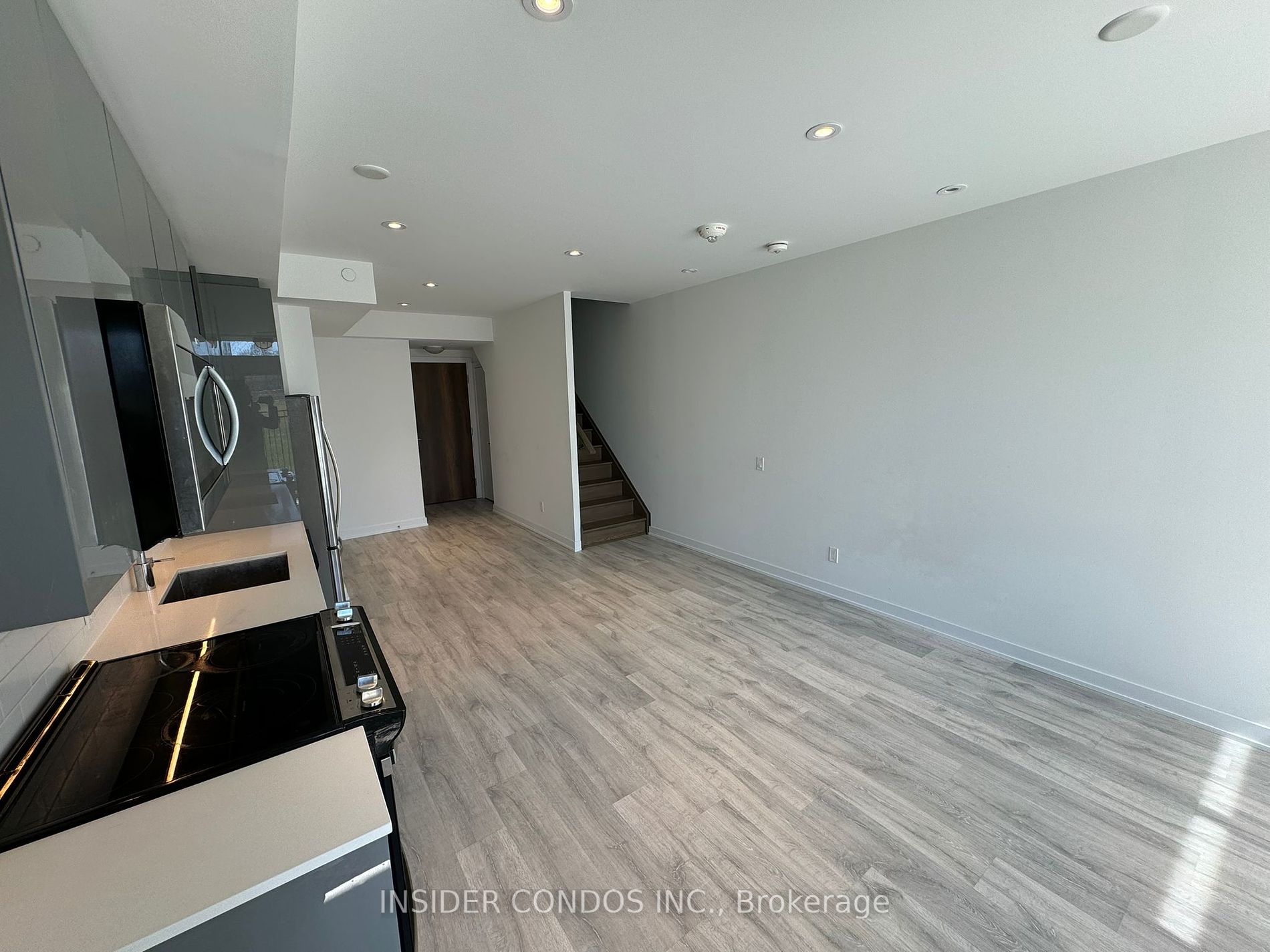 251 Manitoba Street #124