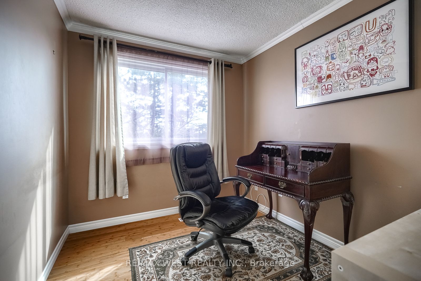 120 Falconer Dr, #3