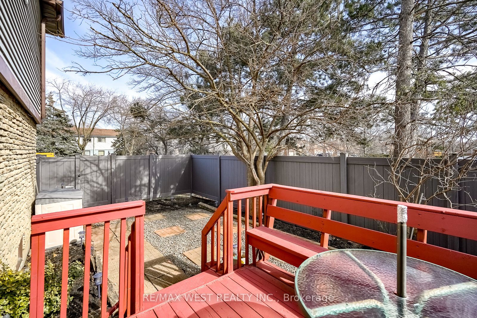 120 Falconer Dr, #3