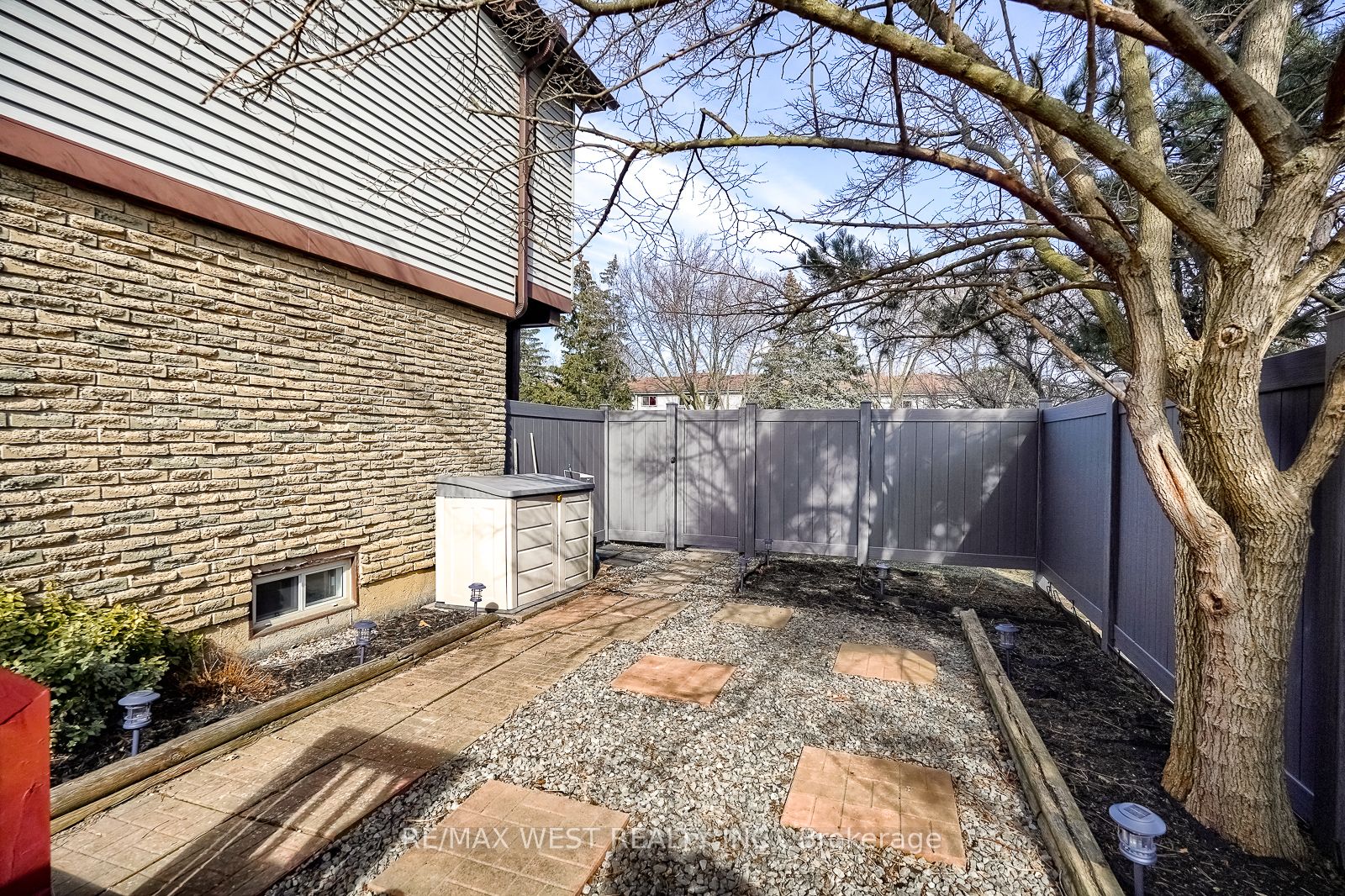 120 Falconer Dr, #3
