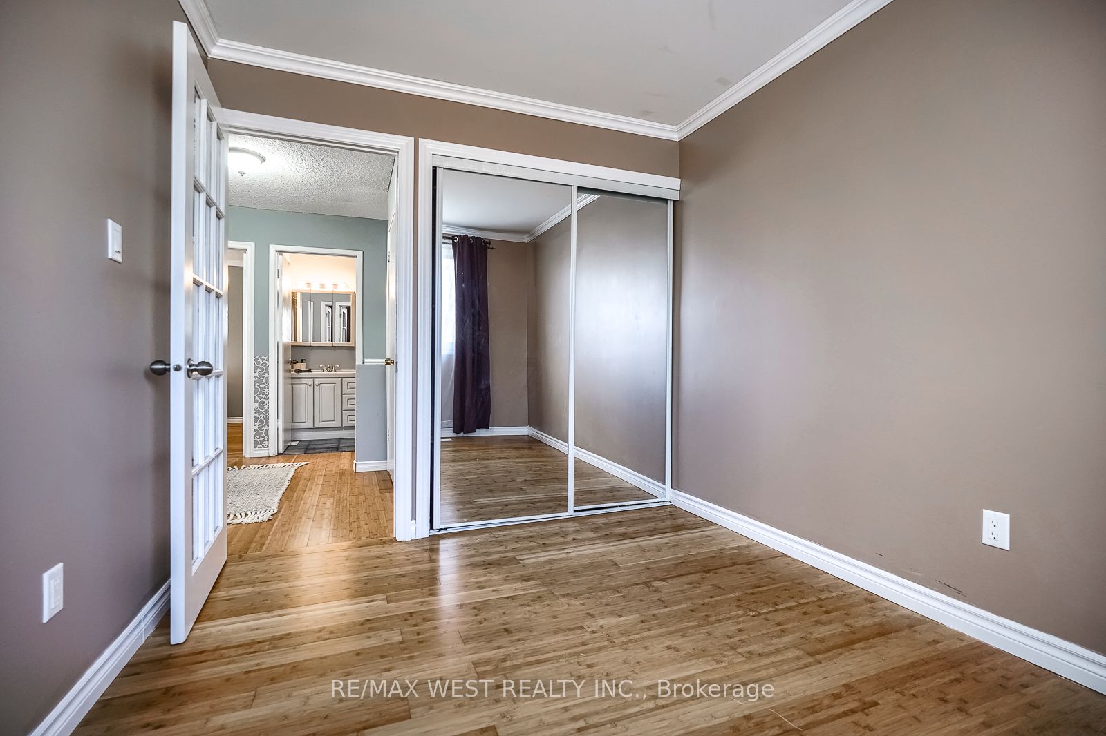 120 Falconer Dr, #3