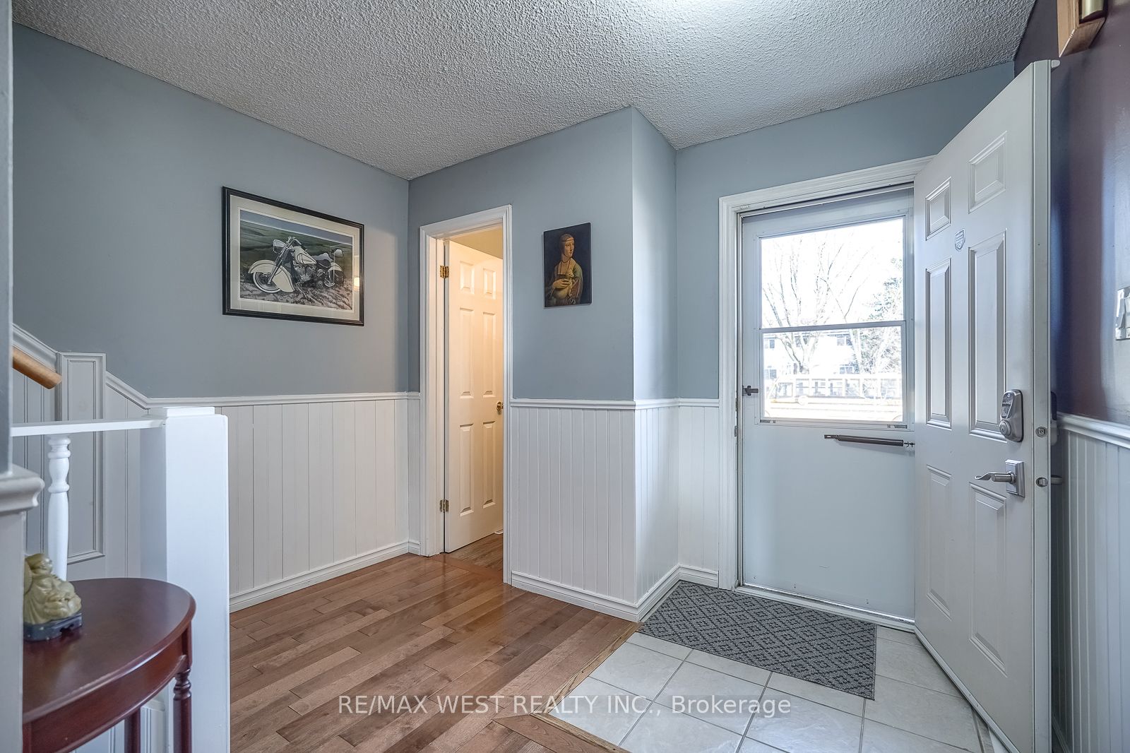 120 Falconer Dr, #3