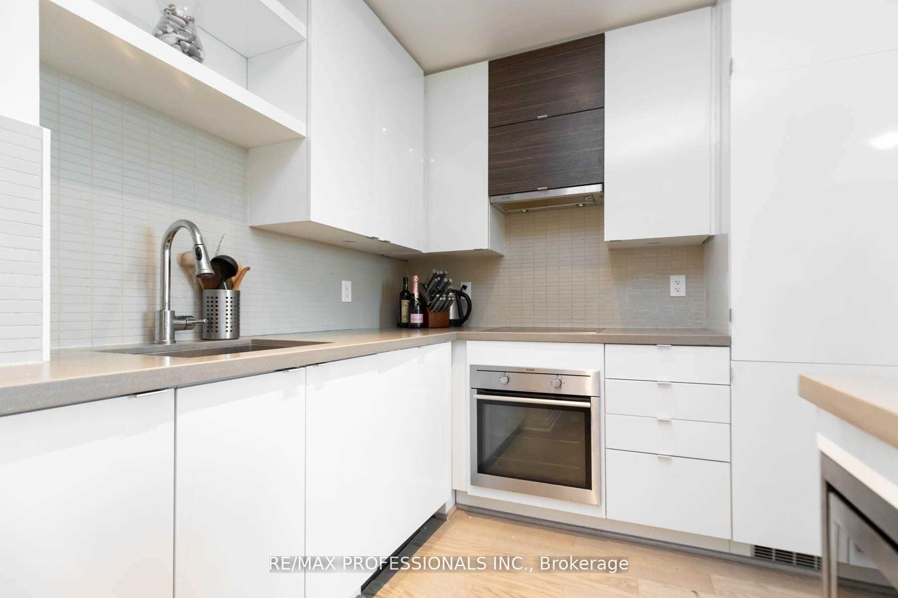 59 Annie Craig Drive, #1308