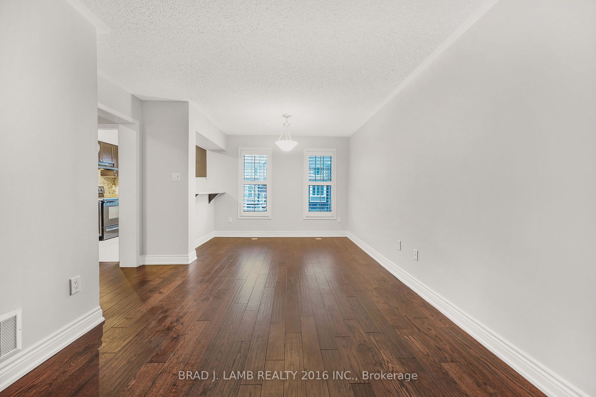 930 Nadalin Heights