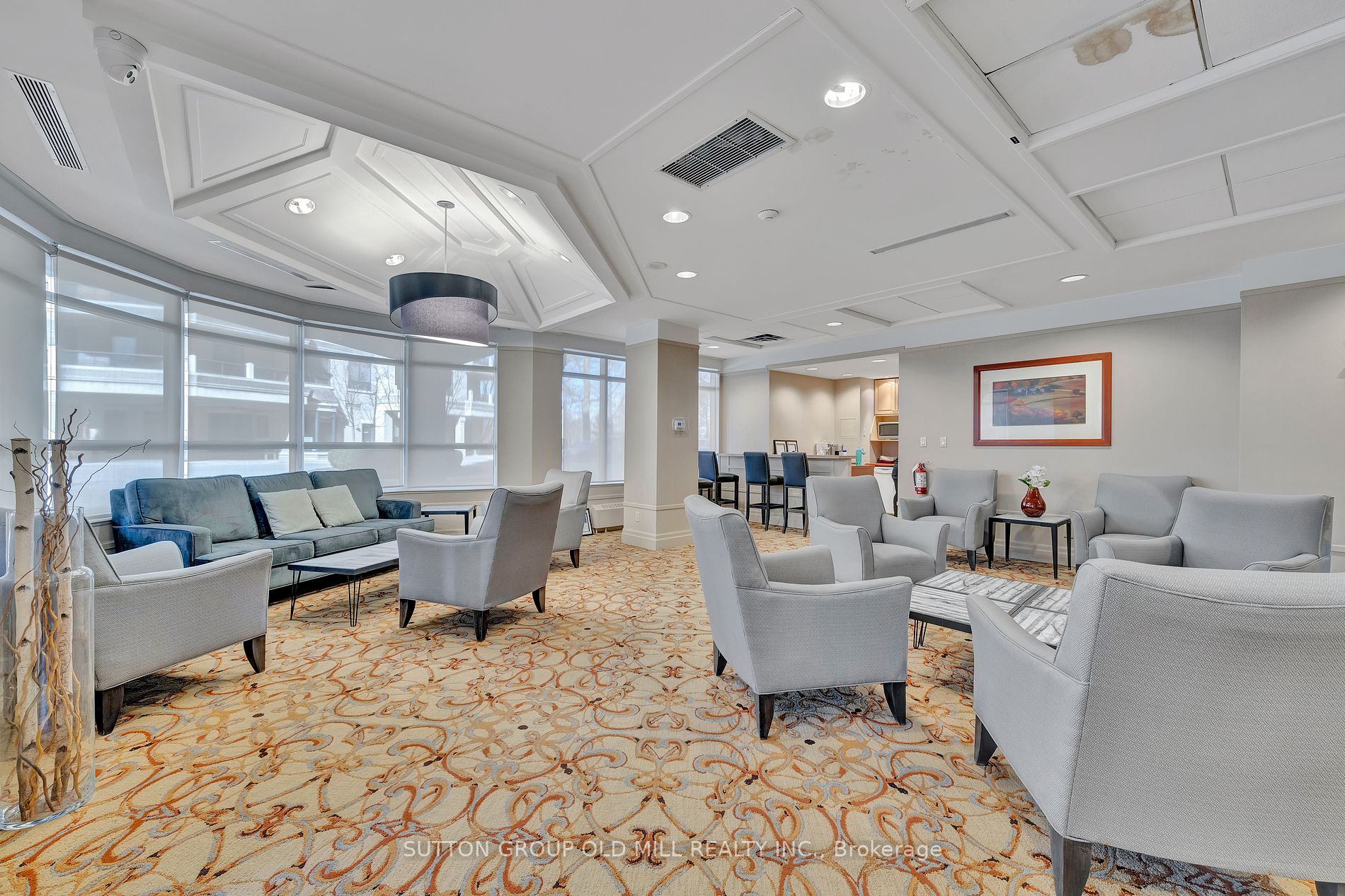 2 Aberfoyle Crescent, #411