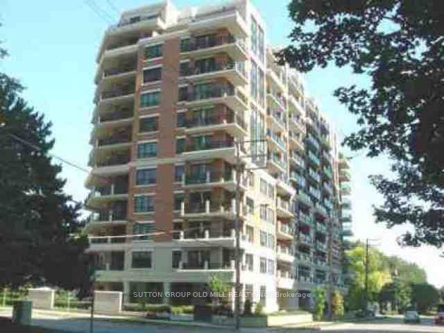 2 Aberfoyle Crescent, #411