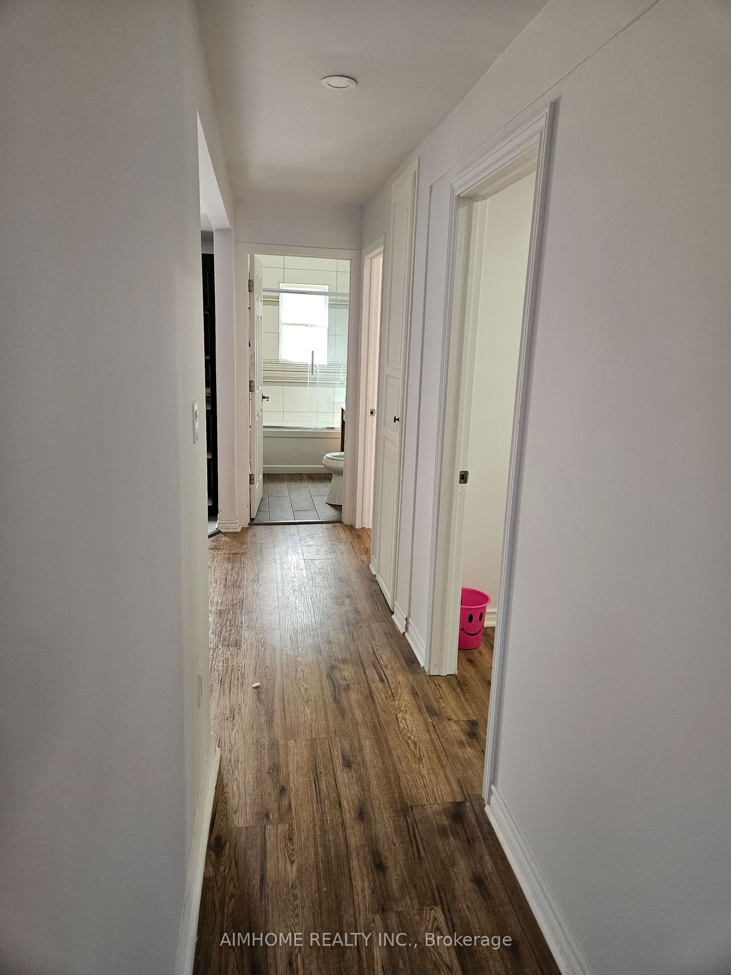 97 Edgecroft Rd, #Main Fl