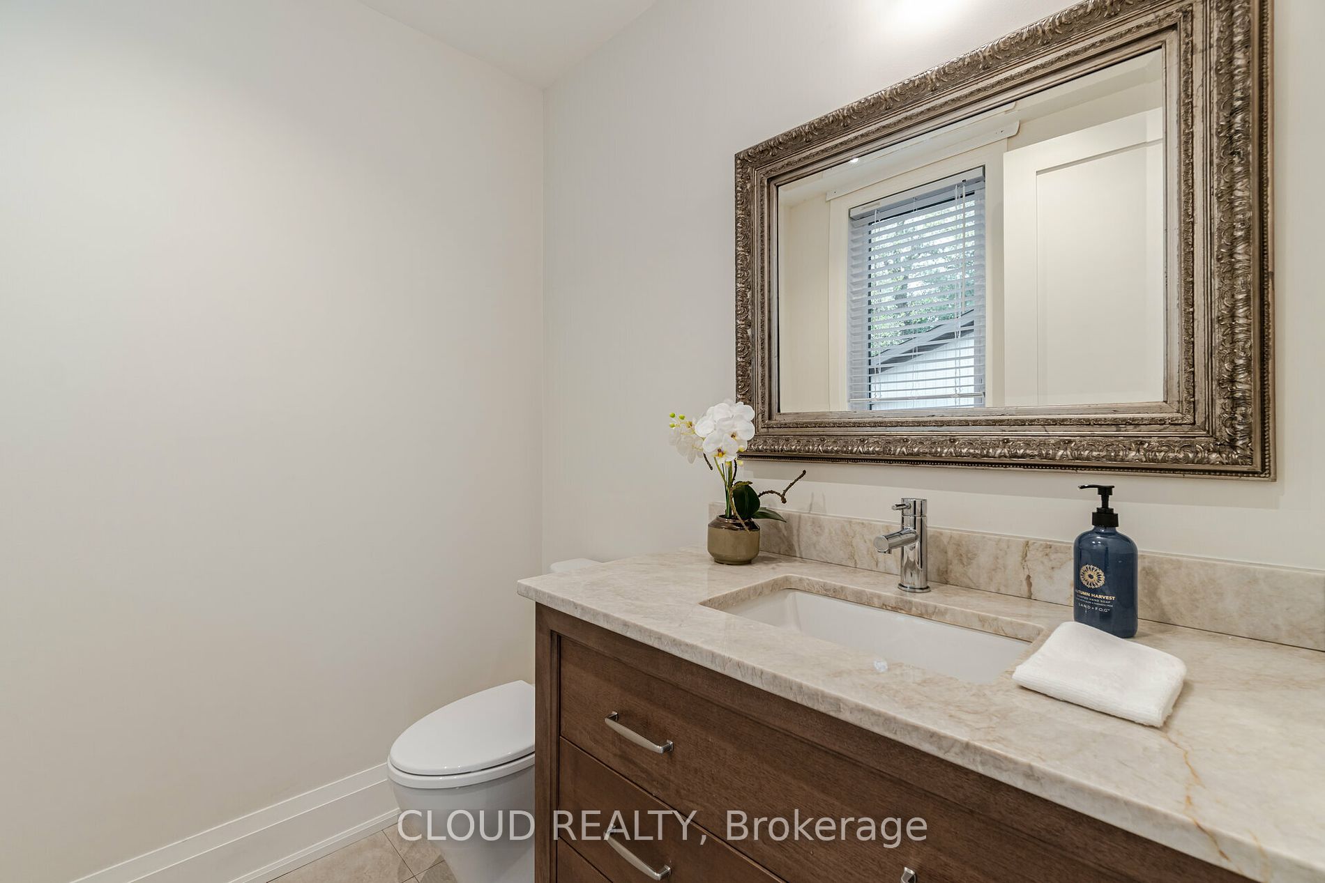 119 Russell Dr