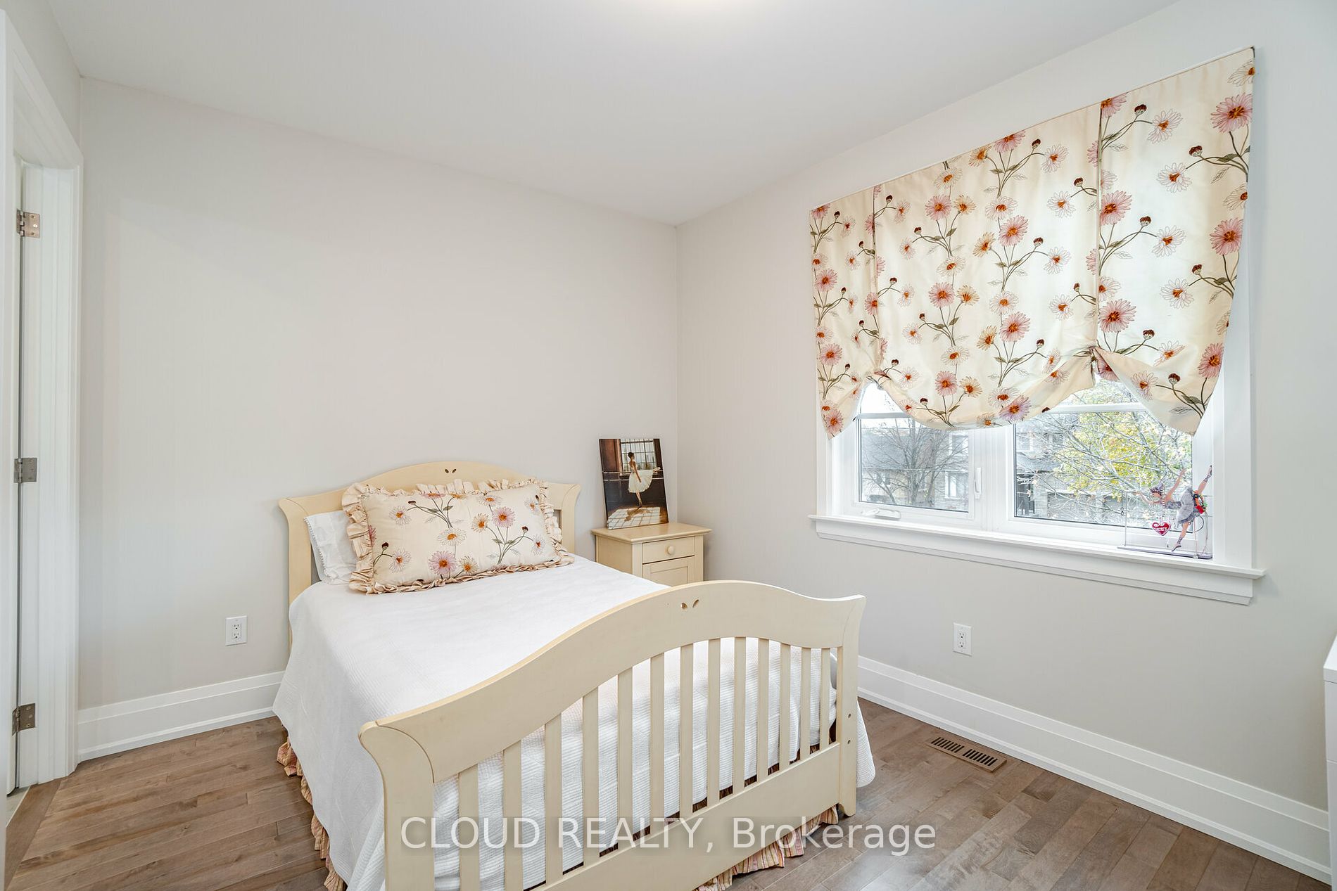 119 Russell Dr