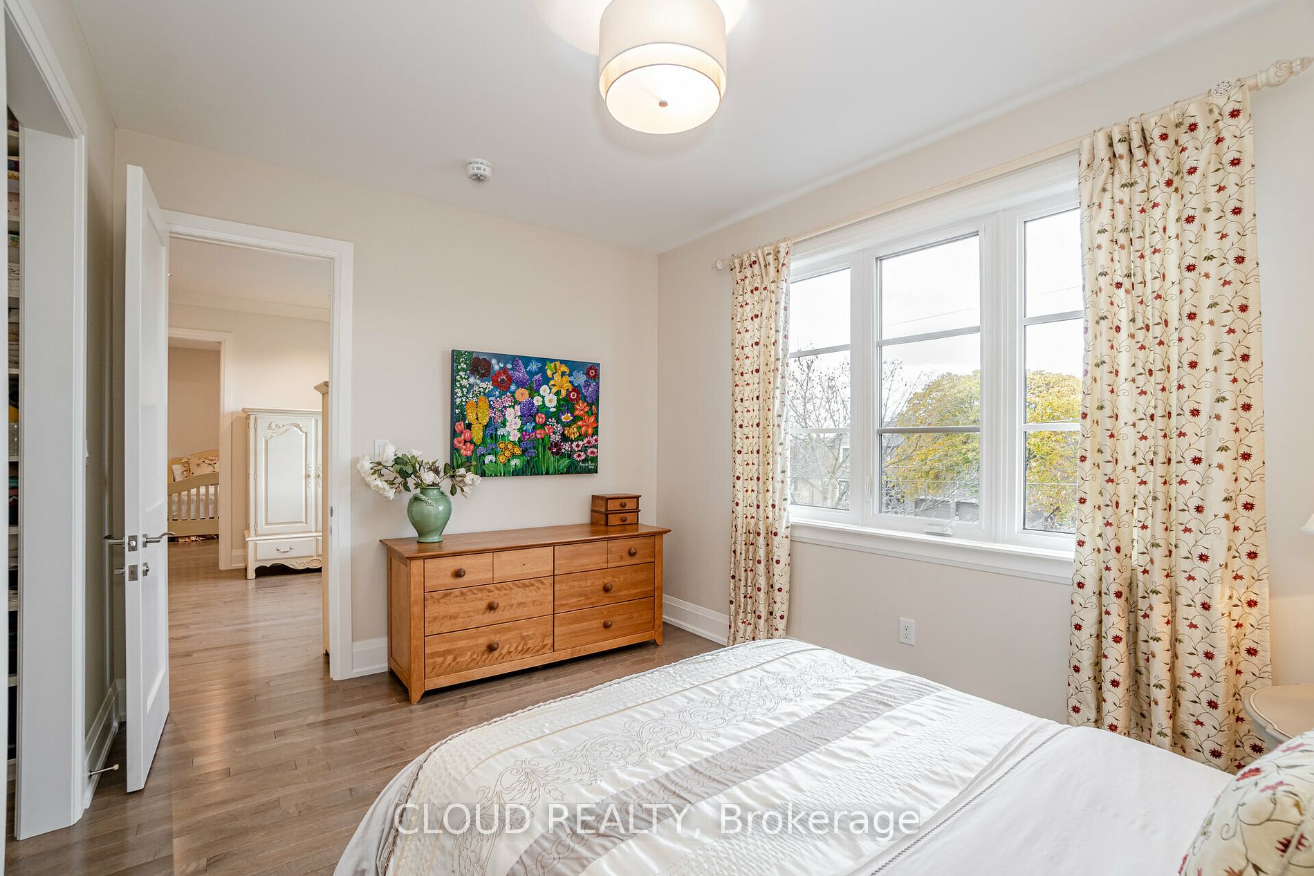 119 Russell Dr
