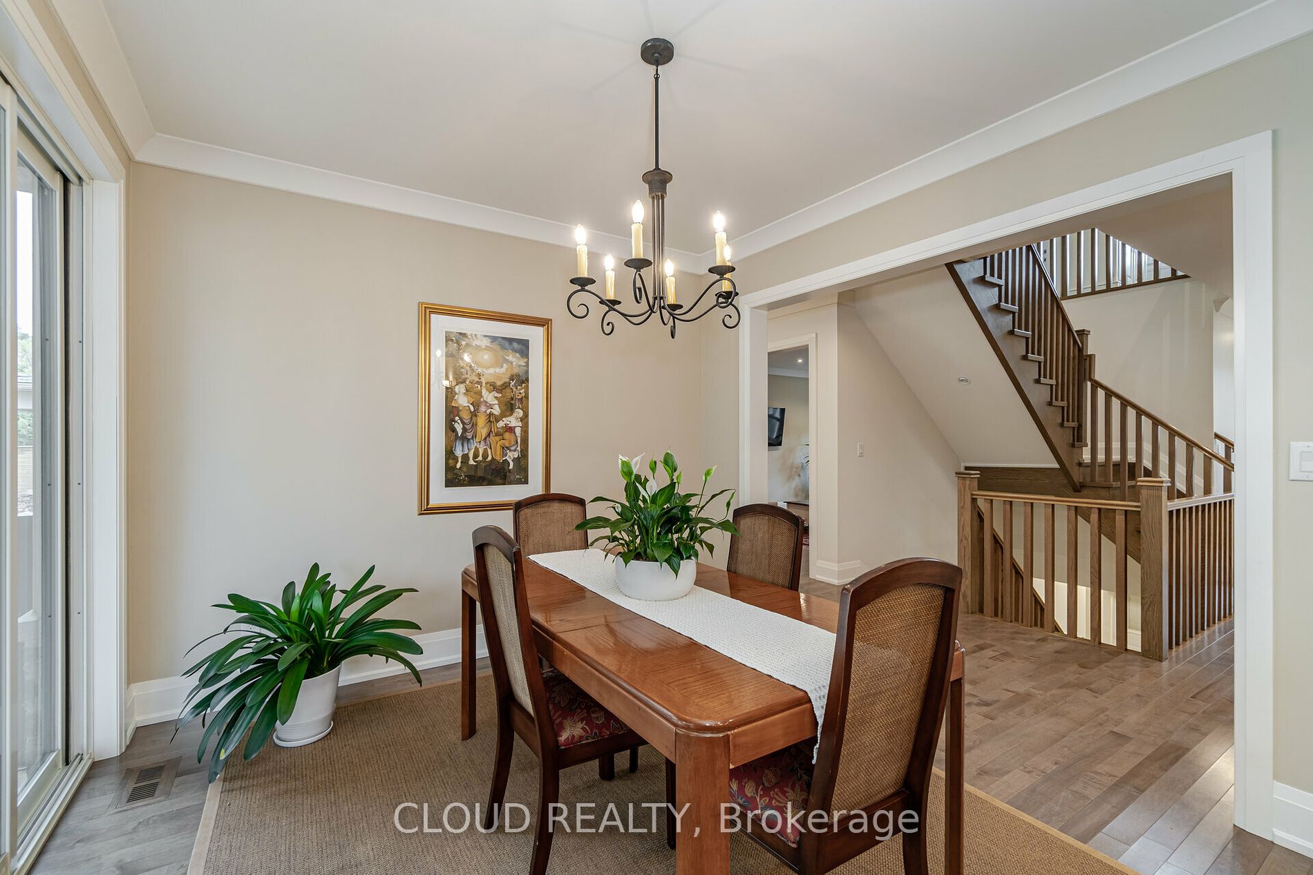 119 Russell Dr