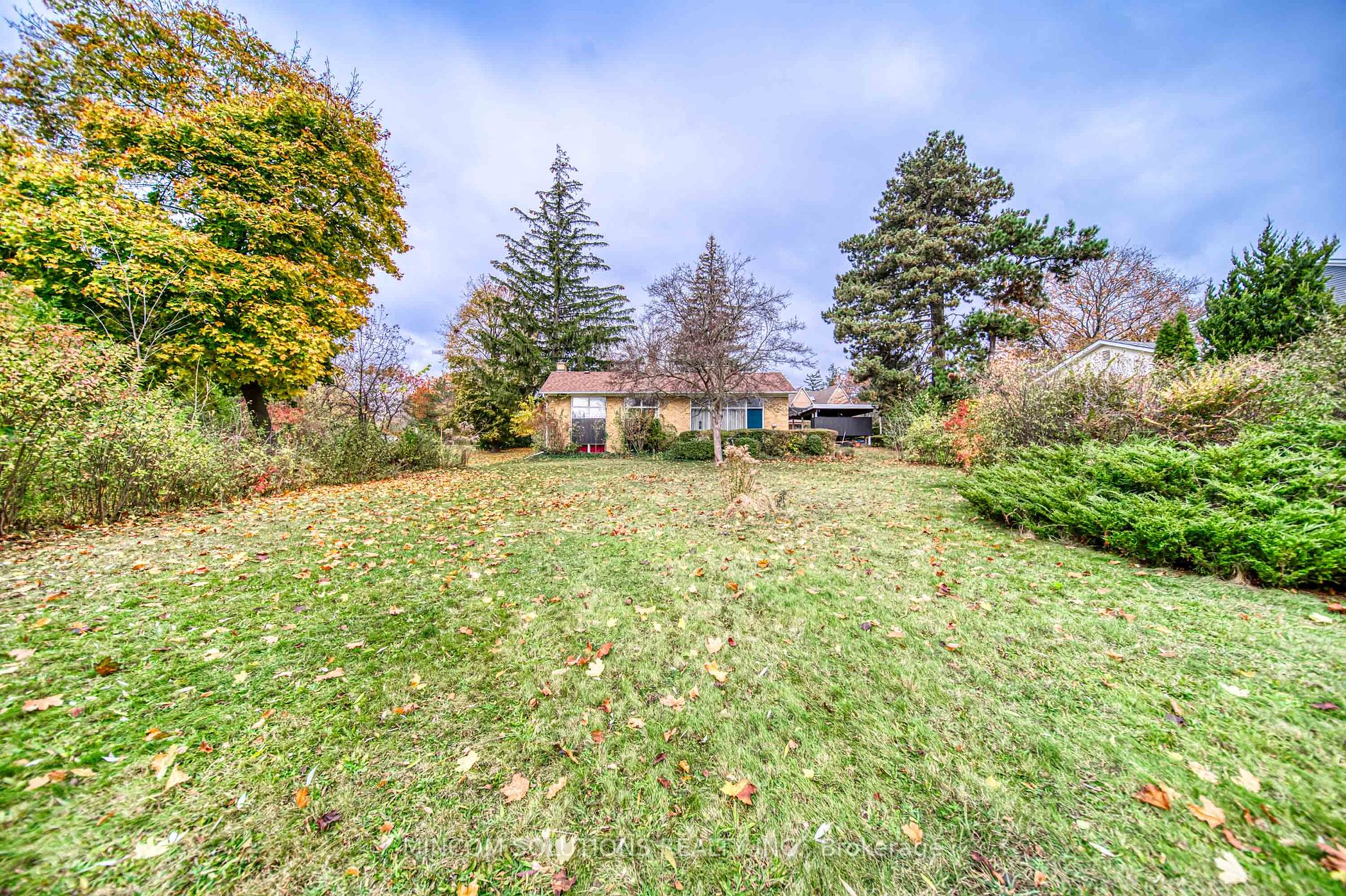 2452 Thorn Lodge Drive