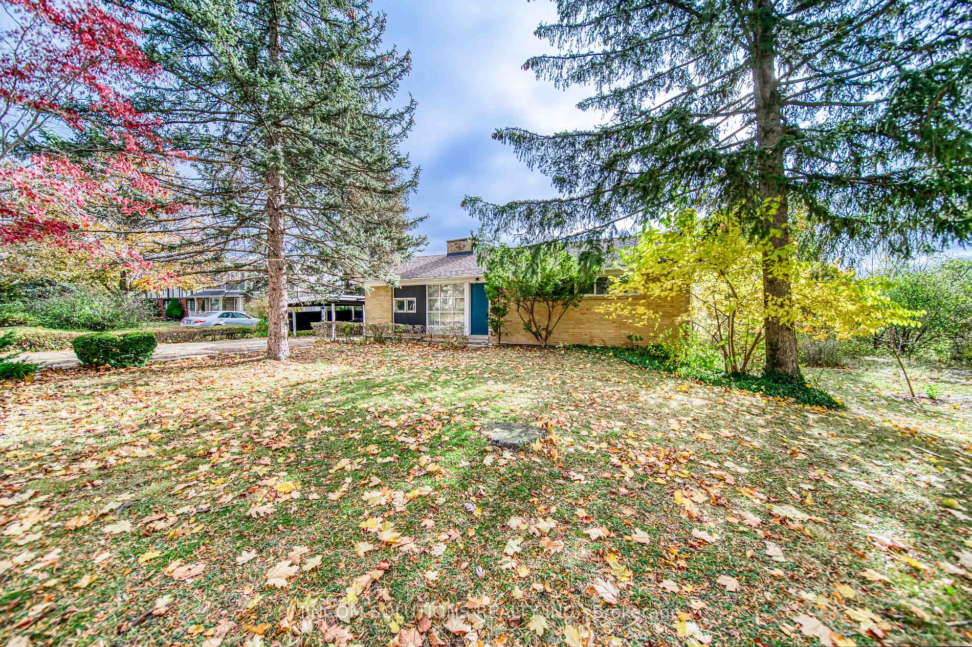 2452 Thorn Lodge Drive