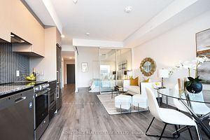 4208 Dundas Street W, #323