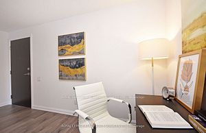 4208 Dundas Street W, #323