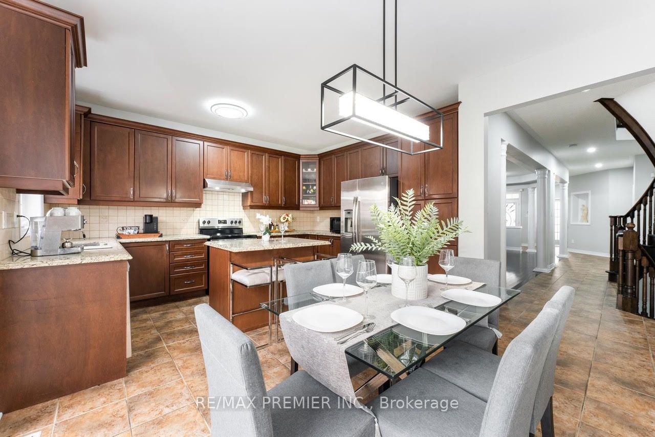 15 Oakhaven Rd
