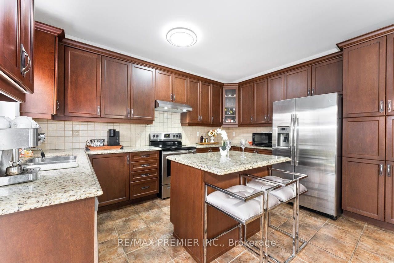 15 Oakhaven Rd