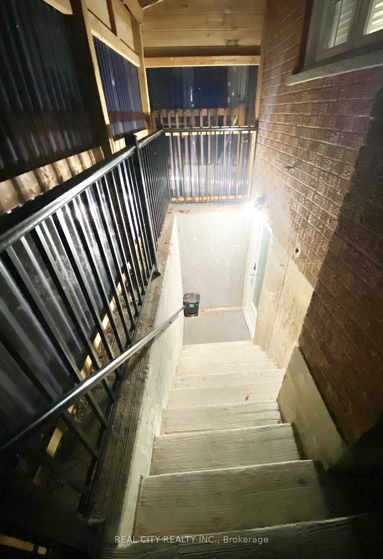 5953 Chorley Basement Place