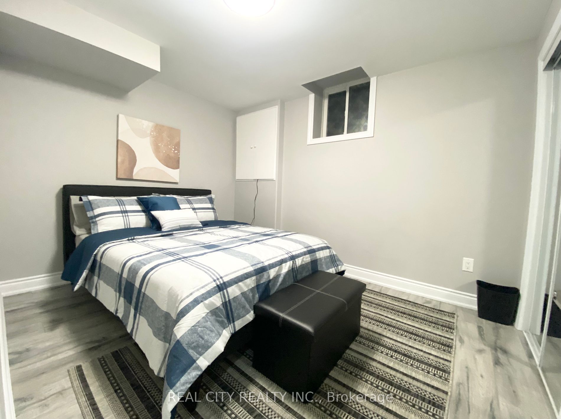 5953 Chorley Basement Place