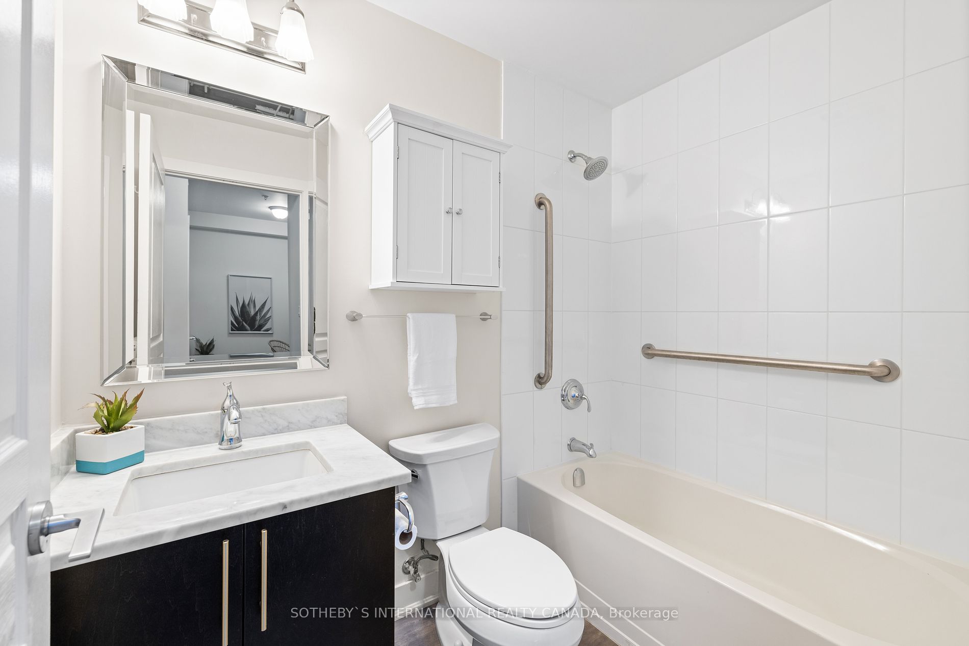 128 Garden Drive #203
