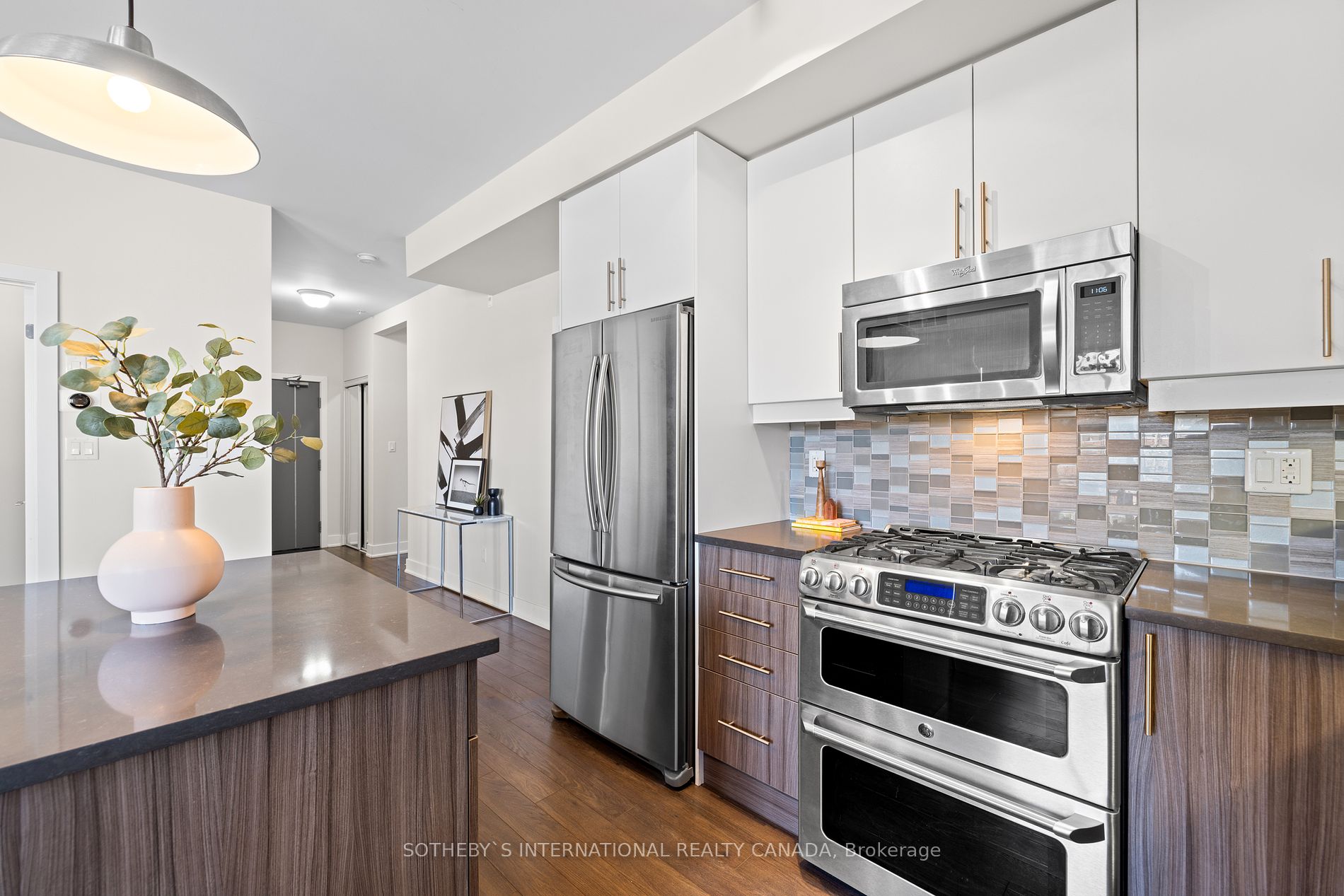 128 Garden Drive #203