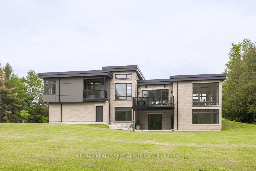 3232 20 Side Rd