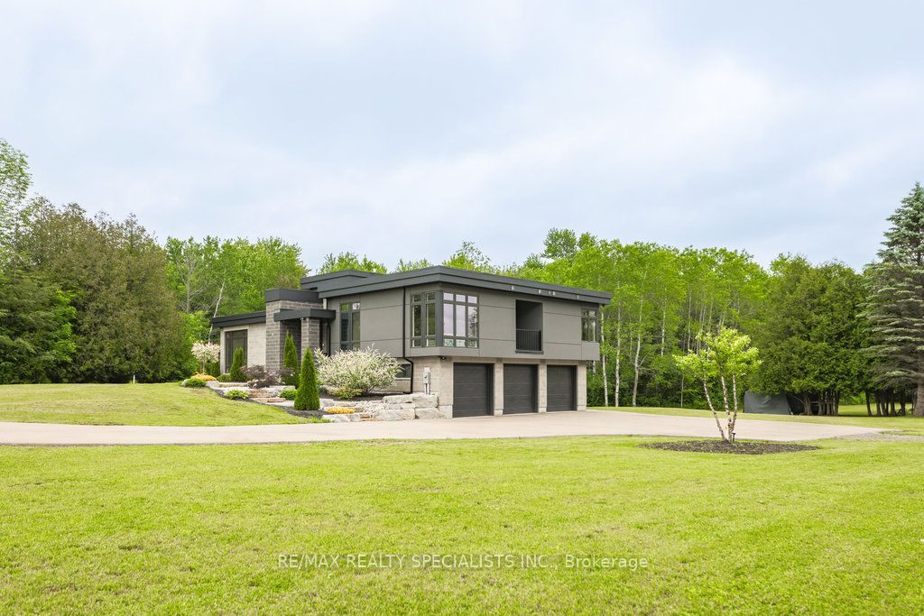 3232 20 Side Rd